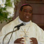 Monseñor Castro Marte pide al pueblo dominicano unirse en oración por la salud de Willy Rodríguez