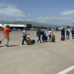 FARD trae al país al personal de la embajada dominicana en Haití