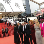 Cannes se quita la mascarilla y abarrota salas de cine