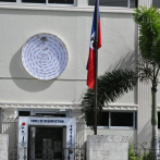 Alrededores de embajada de Haití en Santo Domingo lucen tranquilos tras sepelio de Jovenel Moïse