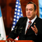 Presidente de Guatemala afirma no haber recibido sobornos de ciudadanos rusos
