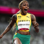 Thompson-Herah bate el récord olímpico en los 100 metros femeninos,