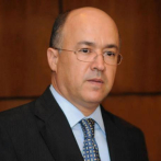 Domínguez Brito critica endeudamiento del Gobierno y encuentra respuesta del ministro de Hacienda