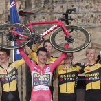 Primoz Roglic conquista la Vuelta a España por tercera vez consecutiva