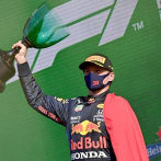 Verstappen gana en casa en Países Bajos y recupera el liderato