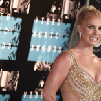 Britney Spears libre trece años después, padre renuncia a la tutela