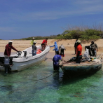 Un mes de prisión preventiva a haitianos sorprendidos pescando especies en veda en área protegida de Monte Cristi