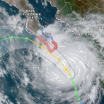 México reporta más de medio millón de personas en riesgo por huracán Olaf