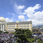 Protestan en El Salvador contra el bitcóin y gestión de Bukele
