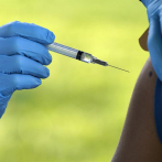Francia suspende a 3,000 trabajadores sanitarios por no vacunarse contra el covid-19
