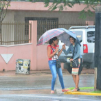 Pronostican lluvias y altas temperaturas; zona de aguaceros tiene 90% para convertirse en ciclón