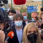 Carles Puigdemont sale de una cárcel en Cerdeña