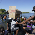 Grupos religiosos ayudan a migrantes en la frontera de EEUU