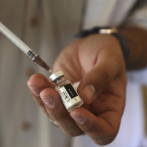 La OMS considera ahora que las vacunas anticovid chinas requieren tres dosis