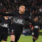El París SG derrota 2-1 al Angers con un gol de penal de Kylian Mbappé