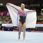 Melnikova gana el primer oro del campeonato mundial de gimnasia en Japón