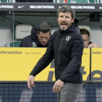 Wolfsburgo despide al DT van Bommel tras apenas 13 partidos en Bundesliga