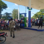 Haití: En medio de crisis de combustibles, grupo armado bloquea acceso a terminal de petróleo