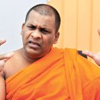 Sri Lanka nombra a un monje budista radical para crear una ley de igualdad