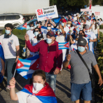 Cubanos protestan en Santo Domingo contra la dictadura en su país