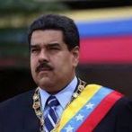 Maduro insta a los venezolanos a acudir a las urnas para darle una 