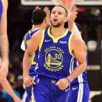 Stephen Curry neutraliza a los Cavaliers con 40 puntos y nueve triples