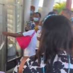 Video: Caos en estación María Montez del Metro por tarjeta de vacunación