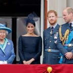 Familia real británica critica a la BBC por documental sobre príncipes Enrique y Guillermo