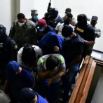 Jueza envía 5 a prisión de 14 acusados en caso Larva