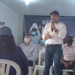 Abel Martínez realiza recorrido en Baní promoviendo aspiraciones presidenciales para 2024