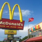 McDonald's en Japón raciona papas fritas por inundaciones y pandemia