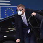 El ex primer ministro checo Babis anuncia su plan de recorrer el país en autocaravana