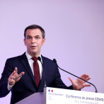 El ministro de Sanidad: Cada segundo dos franceses resultan infectados