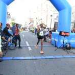 Alexis Bautista conquista el maratón La Vega- Moca- La Vega