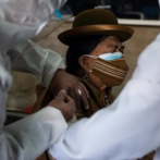 Bolivia suspende hasta finales de enero el carné de vacunación ante la alta demanda