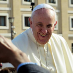 El papa admite a periodista que echa de menos callejear