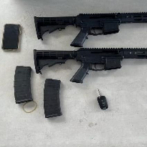 Apresan tres hombres por intentar vendes dos fusiles ilegales