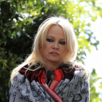 Pamela Anderson se divorcia por quinta vez, solo dura un año de matrimonio