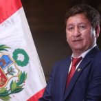 Primer ministro de Perú alega que fue “ametrallado por los periódicos”