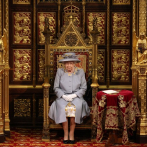 El tratamiento de Isabel II podría incluir antivirales, según medios locales