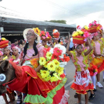 Santiago celebró segundo desfile de carnaval en área monumental