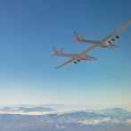 El avión más grande del mundo vuela casi dos horas a 4.500 metros