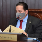 Los conflictos que ha enfrentado el diputado de Santiago acusado de desalojo ilegal