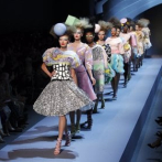 Dior prepara en la pasarela de París los códigos de la moda del futuro