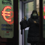 El euro cae tras nuevos ataques de Rusia a Ucrania