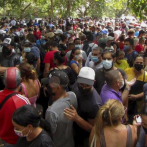Cubanos abarrotan consulado panameño tras exigencia de visa