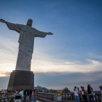 El Cristo Redentor, ícono de Brasil, entra en penumbra por el medioambiente