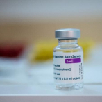 Ordenan a AstraZeneca revelar datos sobre casos de trombosis posiblemente vinculados con su vacuna anticovid