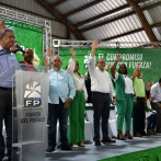 Fuerza del Pueblo juramenta al diputado Rafael Castillo