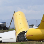 Avión de carga se parte por la mitad al aterrizar de emergencia en Costa Rica